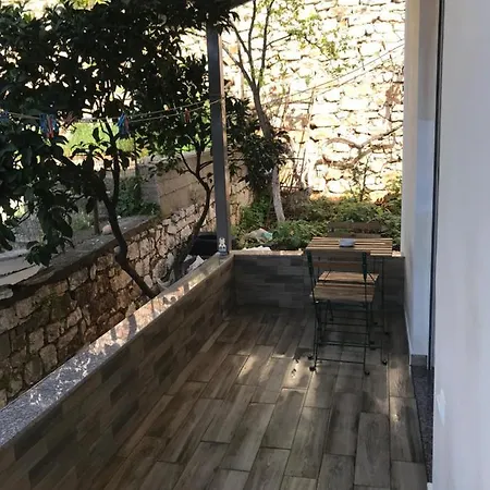 Elti Apartment Sarande Exterior photo