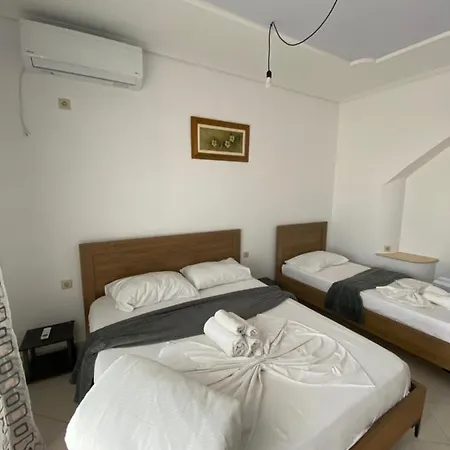 Elti Apartment Sarande Exterior photo